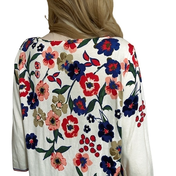 Talbots Sweater Vivid Floral Print Bracelet length Sleeve Boat neck Pullover - Picture 7 of 13